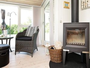 18309434-Ferienhaus-6-Strandby-300x225-4