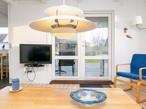 19313404-Ferienhaus-4-Strandby-300x225-2