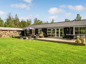 23733800-Ferienhaus-6-Strandby-300x225-2