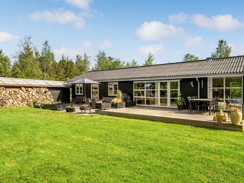 23733800-Ferienhaus-6-Strandby-800x600-2