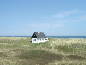 23733815-Ferienhaus-5-Strandby-300x225-4