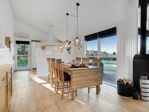 23761471-Ferienhaus-6-Strandby-300x225-3