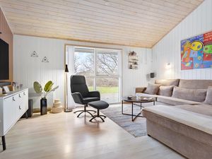 23764364-Ferienhaus-10-Strandby-300x225-2