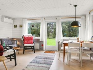 23757403-Ferienhaus-5-Strandby-300x225-1