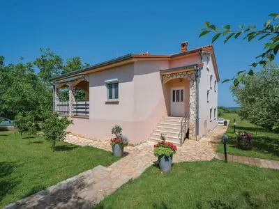 Ferienhaus für 8 Personen (150 m²) in Stranici 7/10