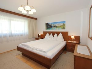 23993388-Ferienhaus-7-Strass im Zillertal-300x225-3