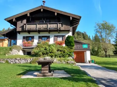 Ferienhaus für 8 Personen (130 m²) in Strobl 1/10