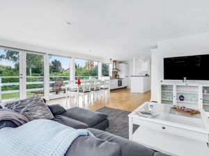 23747331-Ferienhaus-4-Strøby-300x225-4