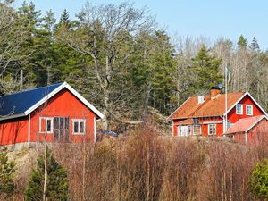 23449966-Ferienhaus-6-Strömstad-300x225-1