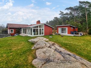 23764617-Ferienhaus-8-Strömstad-300x225-1