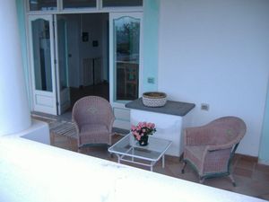 22945729-Ferienhaus-6-Stromboli-300x225-4