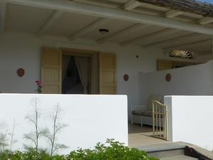 22946469-Ferienhaus-6-Stromboli-300x225-2