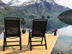 23365882-Ferienhaus-3-Stryn-300x225-1