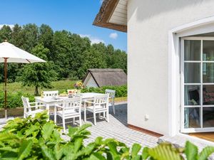 23937740-Ferienhaus-6-Stubbenfelde-300x225-3