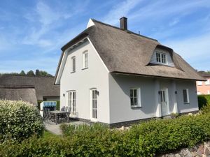 17992112-Ferienhaus-6-Stubbenfelde-300x225-1