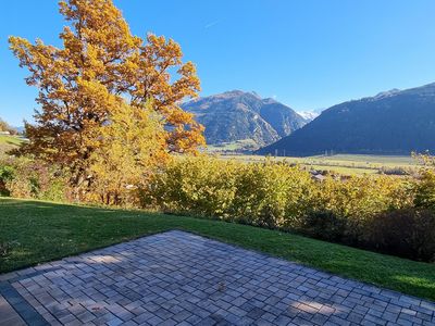 Blick vom Hintergarten auf die Hohen Tauern