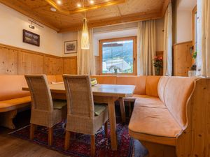 23976511-Ferienhaus-10-Stumm im Zillertal-300x225-5