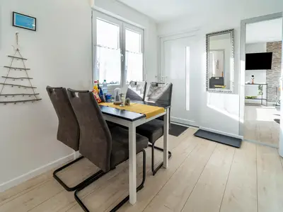 DiningRoom
