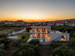 Ferienhaus für 7 Personen (194 m&sup2;) in Sukošan