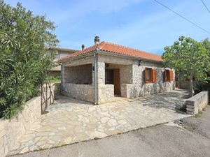 23933170-Ferienhaus-5-Sukošan-300x225-0