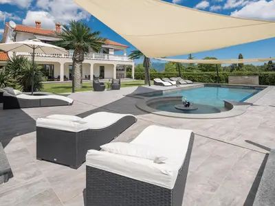 pool