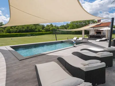 pool