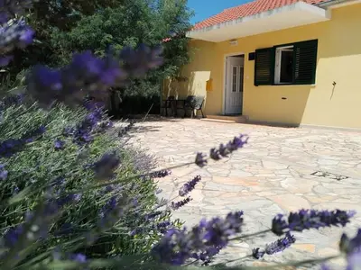 Ferienhaus für 7 Personen in Supetar 2/10