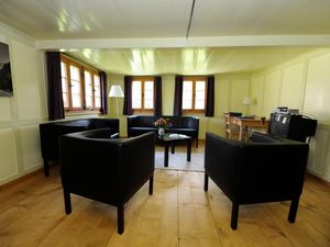 2148208-Ferienhaus-7-Surrein-300x225-3