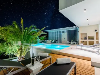 Ferienhaus für 16 Personen (620 m²) in Sutivan 5/10
