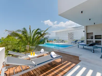 Ferienhaus für 16 Personen (620 m²) in Sutivan 8/10