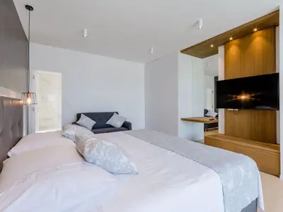 Ferienhaus für 8 Personen (300 m²) in Sutivan 3/10