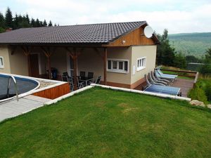 Ferienhaus für 6 Personen (97 m²) ab 158 € in Svahová