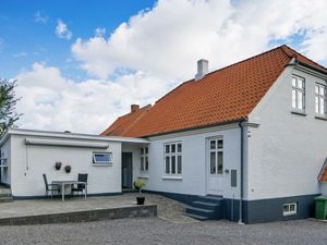 22395995-Ferienhaus-6-Svaneke-300x225-4