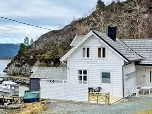 Ferienhaus für 7 Personen (103 m²) in Svelgen