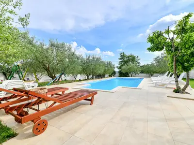 pool