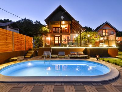 Juras Landhaus mit Pool und Whirlpool