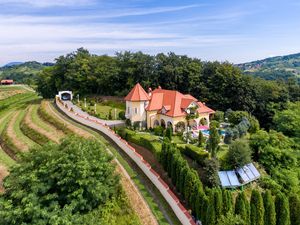 Ferienhaus für 10 Personen (372 m²) in Sveti Križ