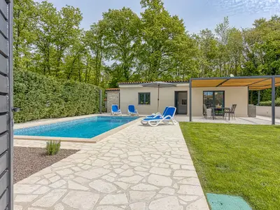 Ferienhaus für 4 Personen (50 m²) in Sveti Lovreč 3/10