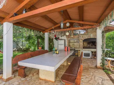 Ferienhaus für 11 Personen (150 m²) in Sveti Lovreč 2/10