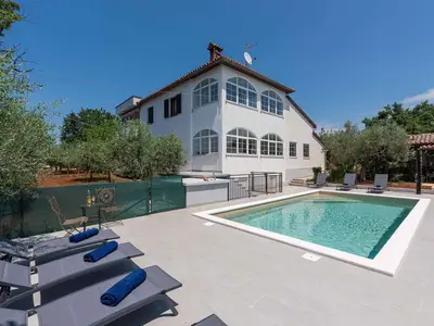 Ferienhaus für 11 Personen (150 m²) in Sveti Lovreč 10/10