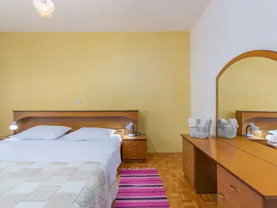 Ferienhaus für 10 Personen (150 m²) in Sveti Lovreč 5/10