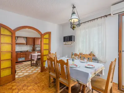 Ferienhaus für 10 Personen (150 m²) in Sveti Lovreč 8/10