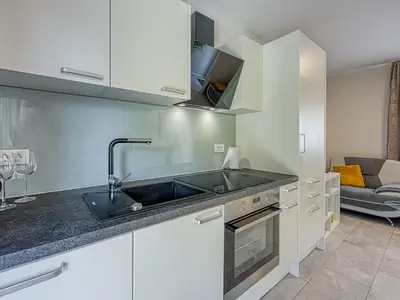 Ferienhaus für 2 Personen (50 m²) in Sveti Lovreč Pazenatički 9/10
