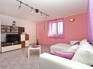 23929723-Ferienhaus-6-Sveti Petar U Sumi-300x225-1