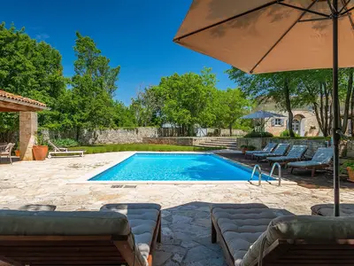 pool