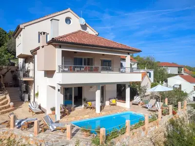 Ferienhaus für 10 Personen in Svirče 1/10