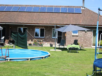 PoolOfHouse
