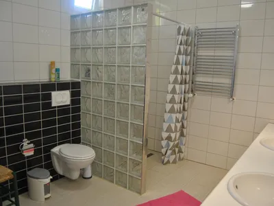 Bad/Dusche