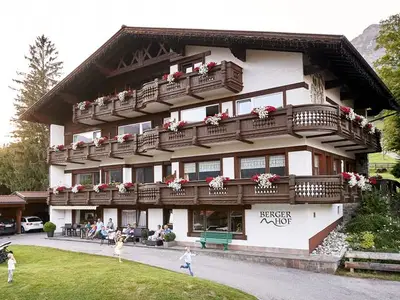Ferienhaus für 2 Personen in Tannheim 1/10