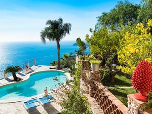 21698083-Ferienhaus-7-Taormina-300x225-3